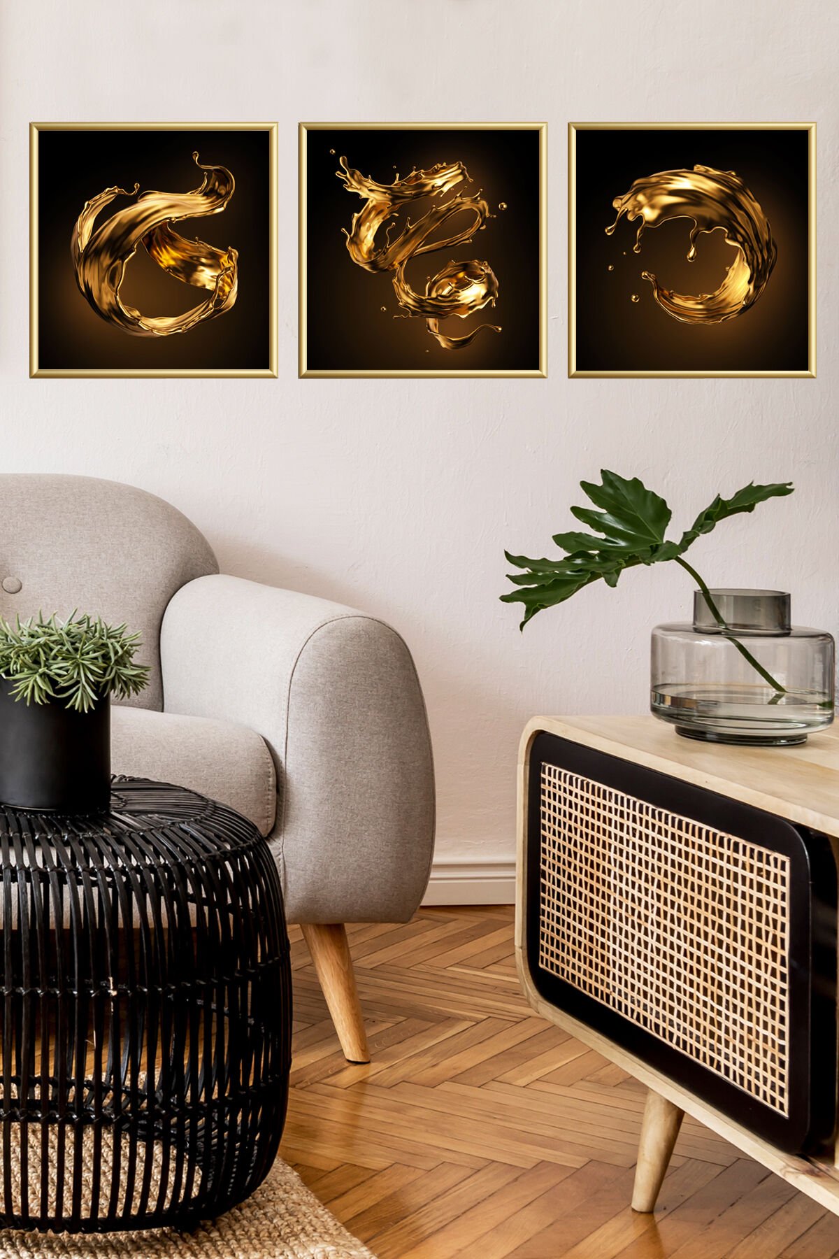 Üçlü Ince Metal Siyah Kare Cam Çerçeveli Dekoratif Poster Seti